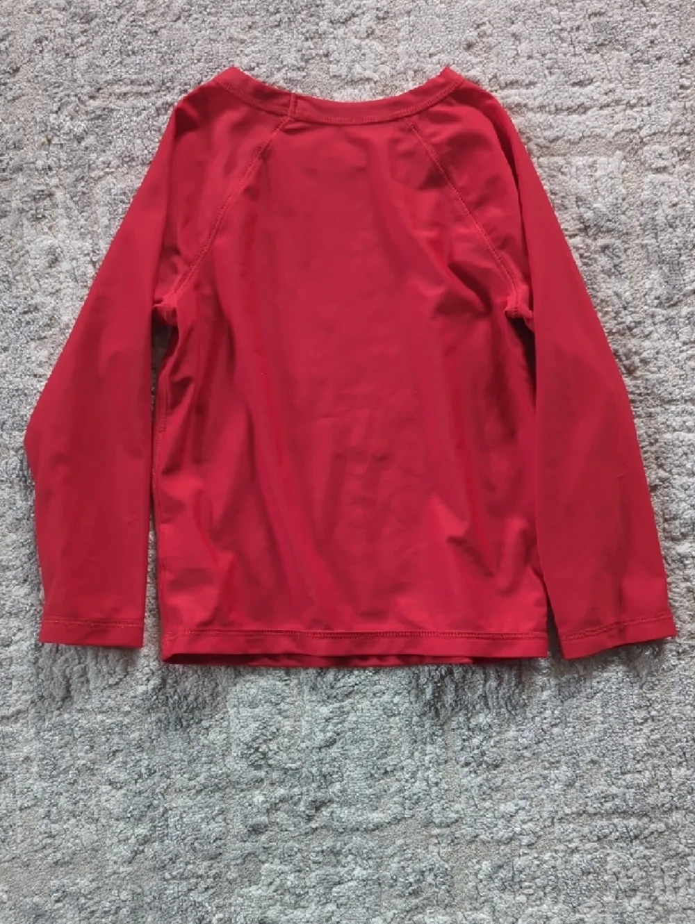 GAP Red Long-Sleeve Mickey Surf Rashguard Tee Size 3T